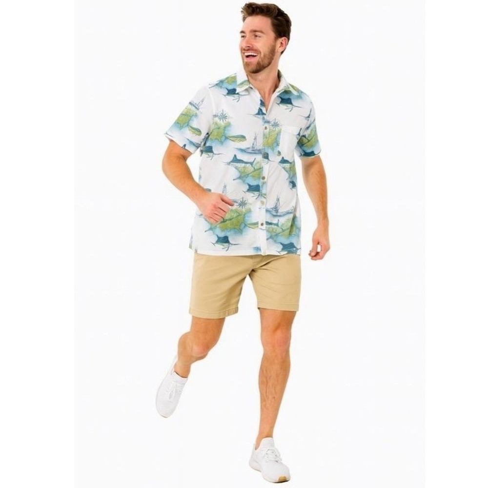 Clearwater Outfitters Shirt Mens Large‎ Short Sleeve Button Fish Print Hawaiian